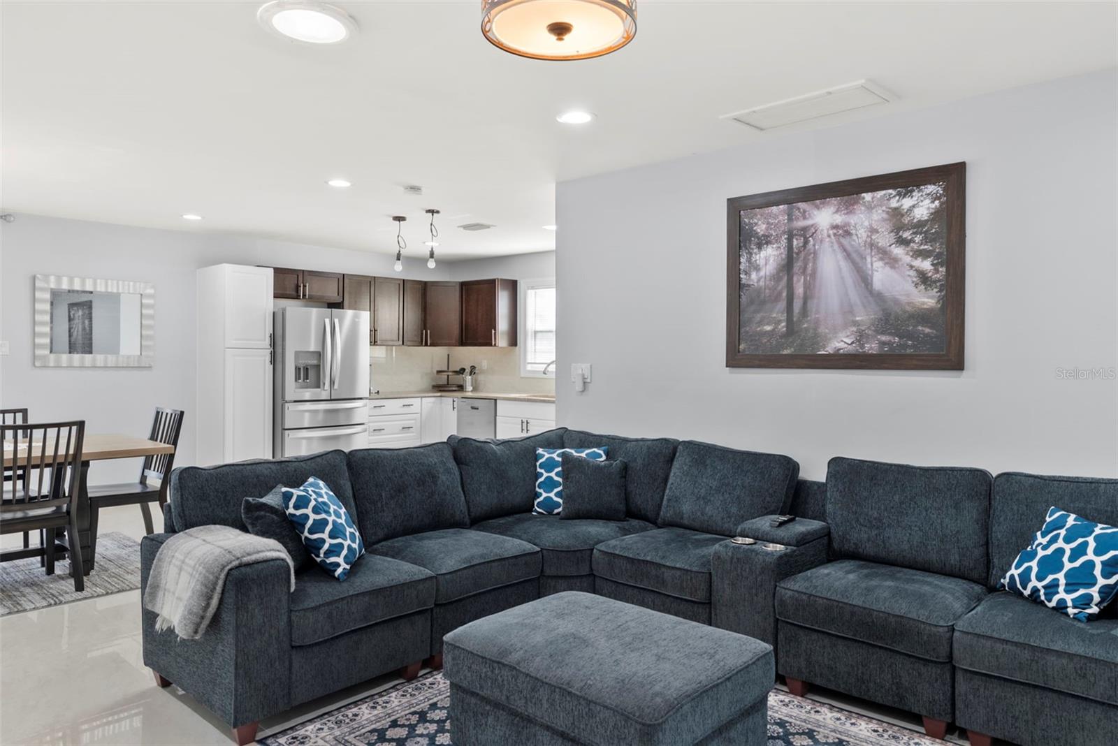 Image 6 of 36 For 204 44th Avenue