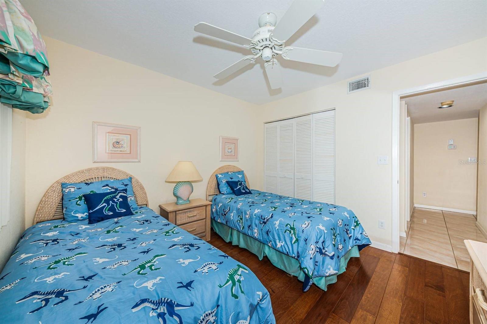 Image 15 of 26 For 6105 Bahia Del Mar Circle 382