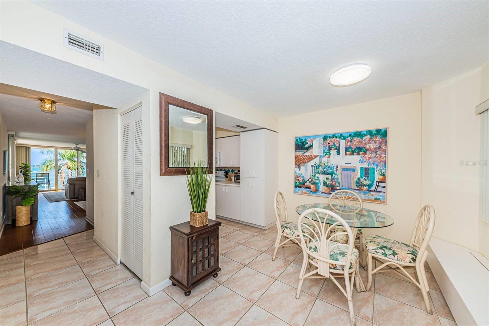 Image 6 of 26 For 6105 Bahia Del Mar Circle 382