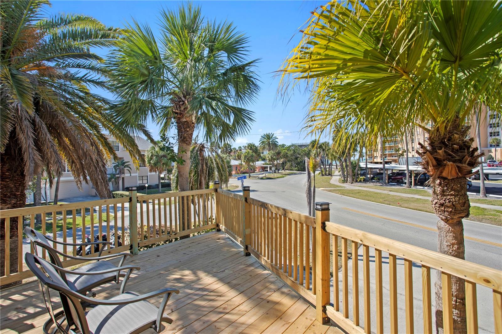 Image 20 of 70 For 879 Eldorado Avenue