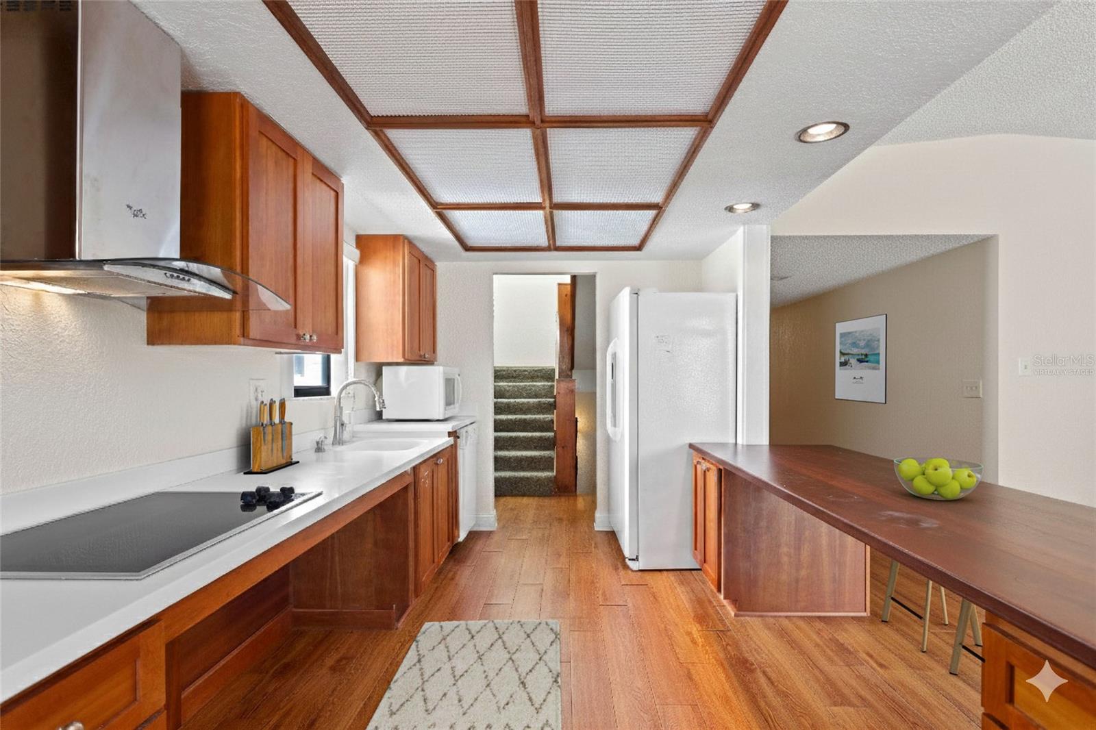 Image 24 of 70 For 879 Eldorado Avenue