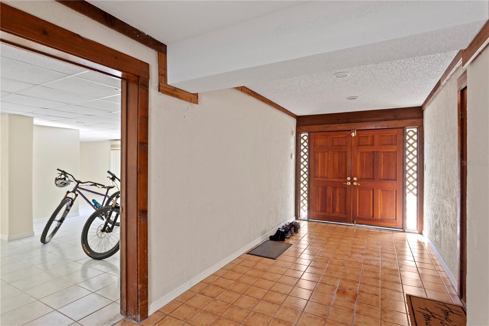 Image 41 of 70 For 879 Eldorado Avenue