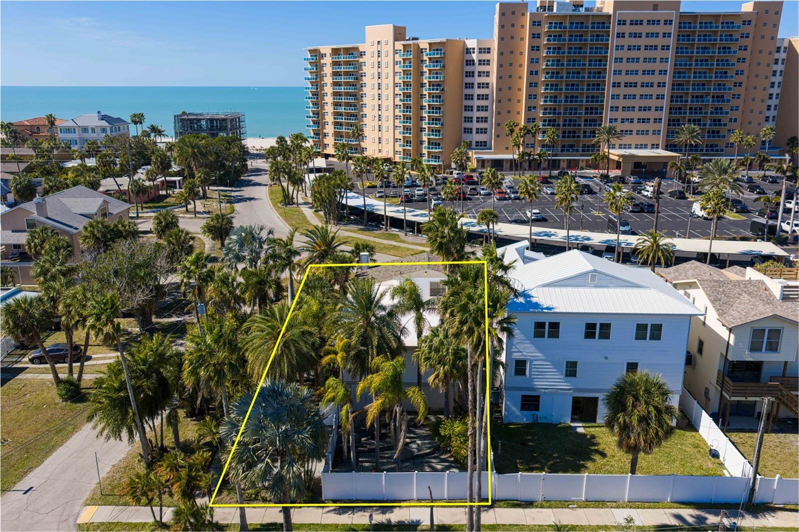 Image 44 of 70 For 879 Eldorado Avenue