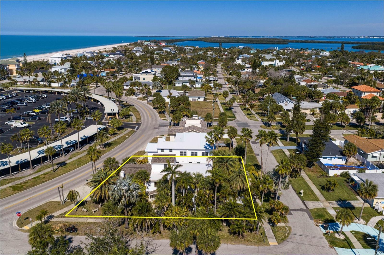 Image 46 of 70 For 879 Eldorado Avenue