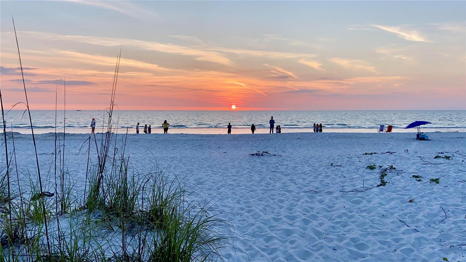 Image 56 of 70 For 879 Eldorado Avenue