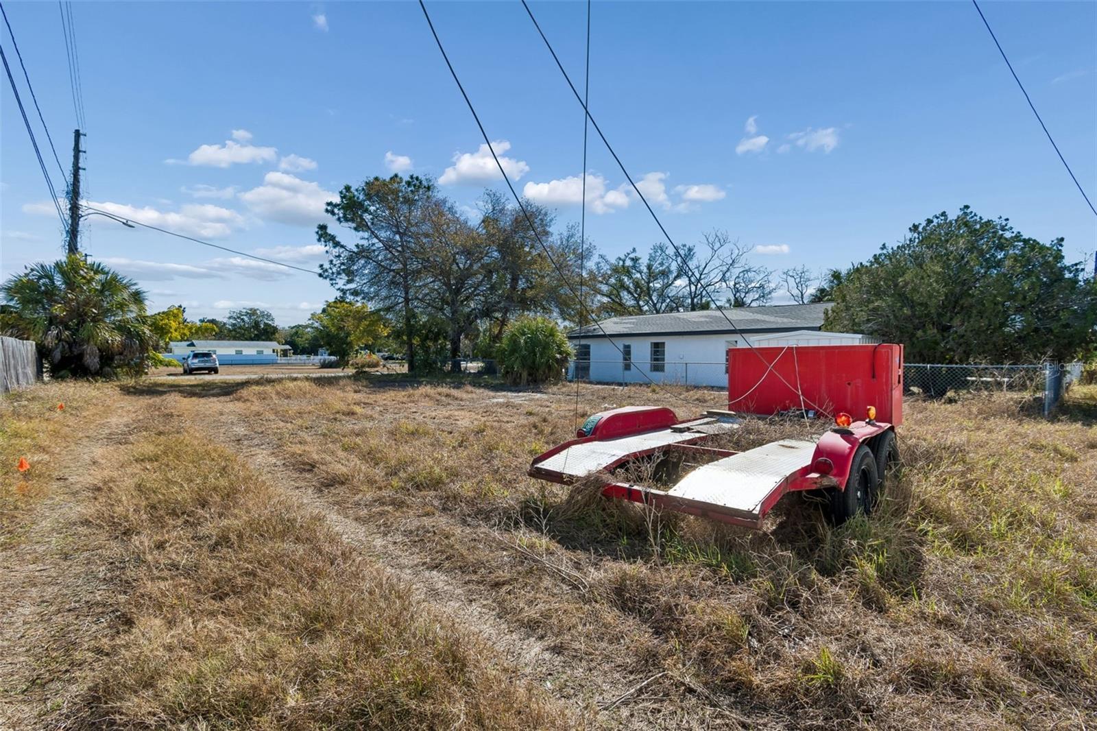 Listing photo id 10 for 0 42nd St S  