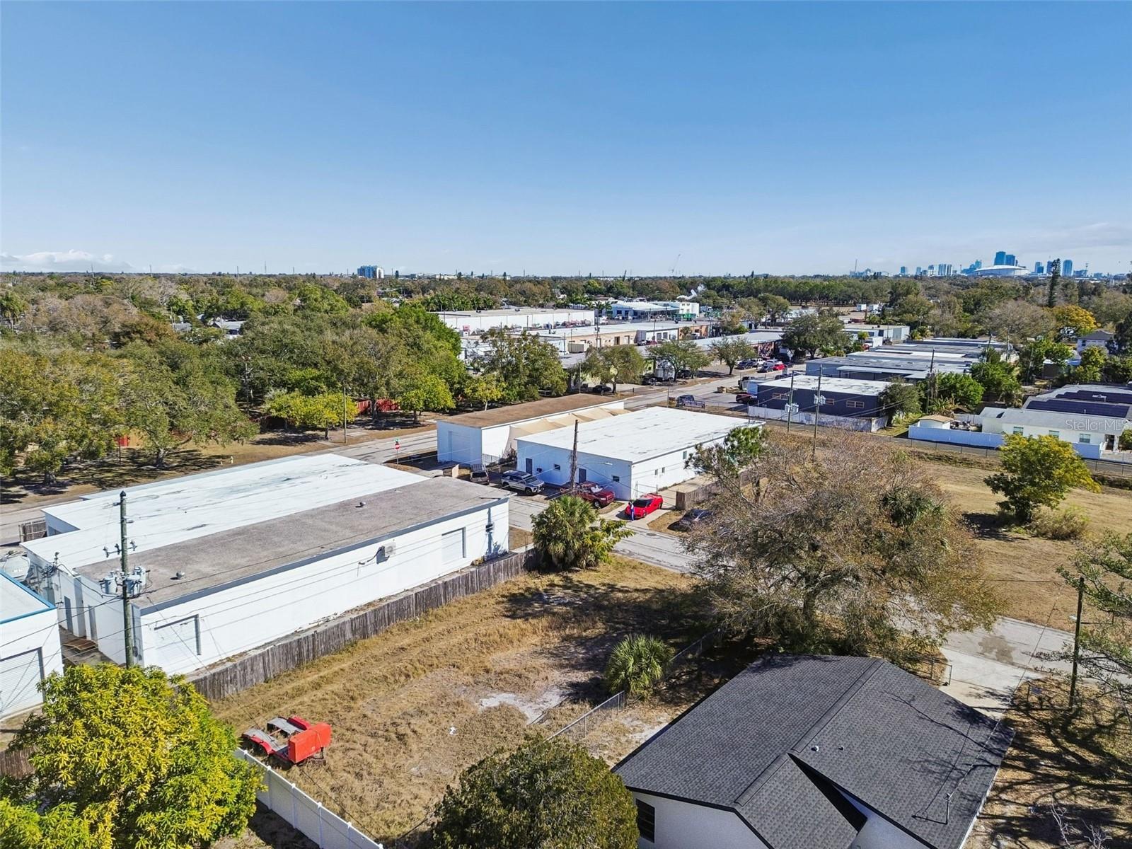 Listing photo id 1 for 0 42nd St S  