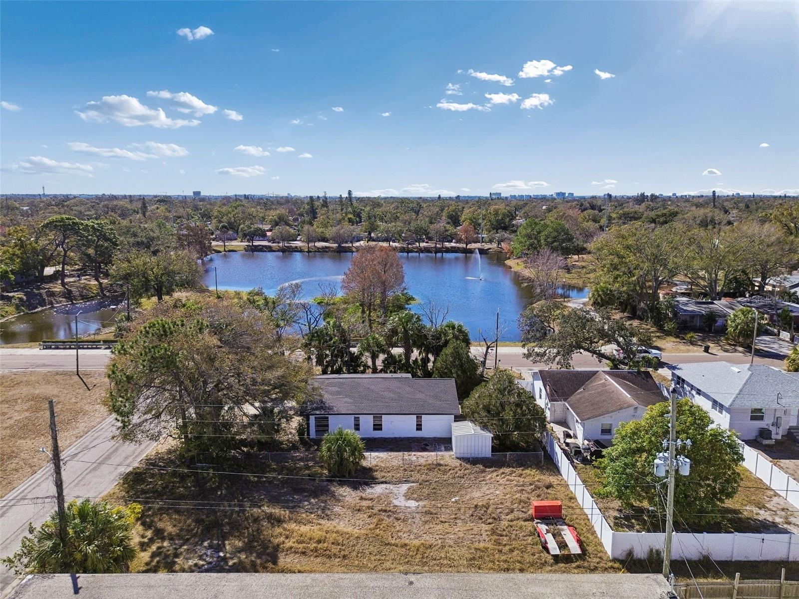 Listing photo id 3 for 0 42nd St S  