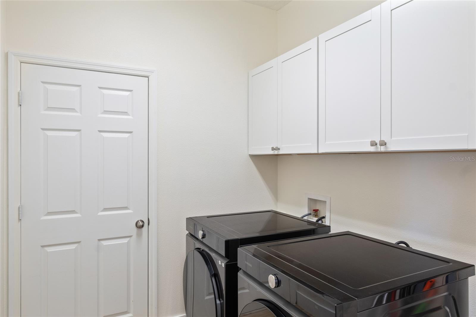 Image 20 of 32 For 11528 Palmetto Pine Street