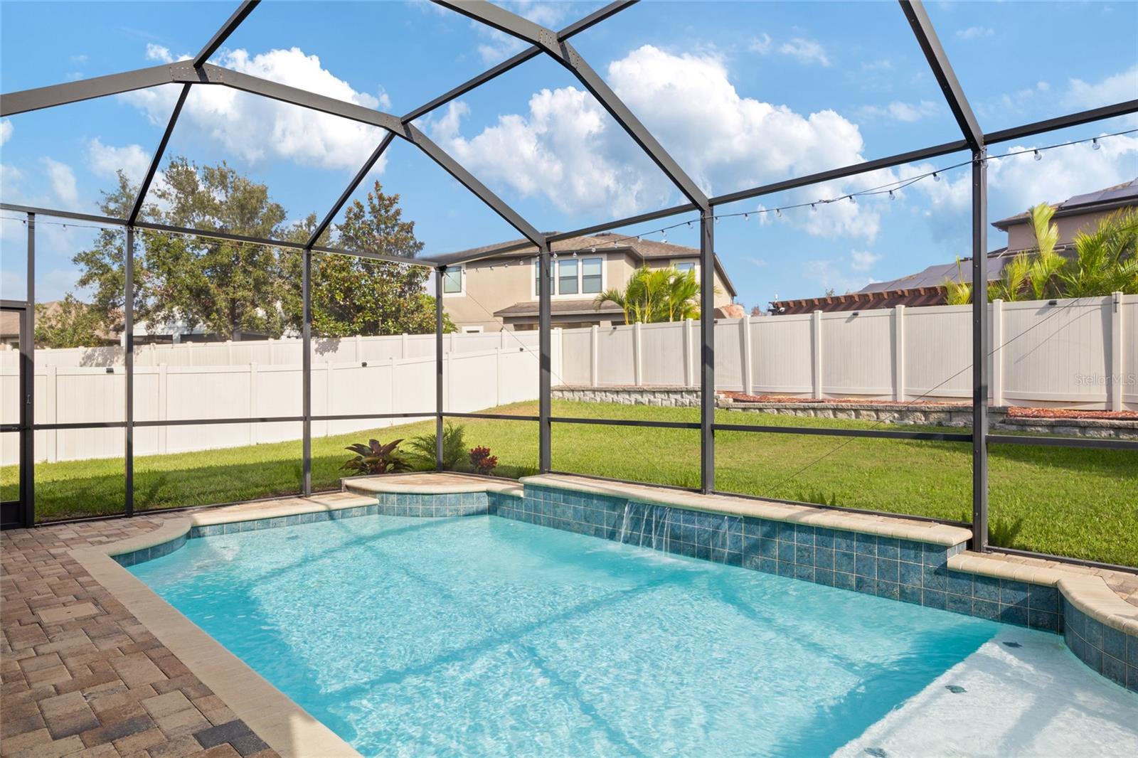 Image 24 of 32 For 11528 Palmetto Pine Street