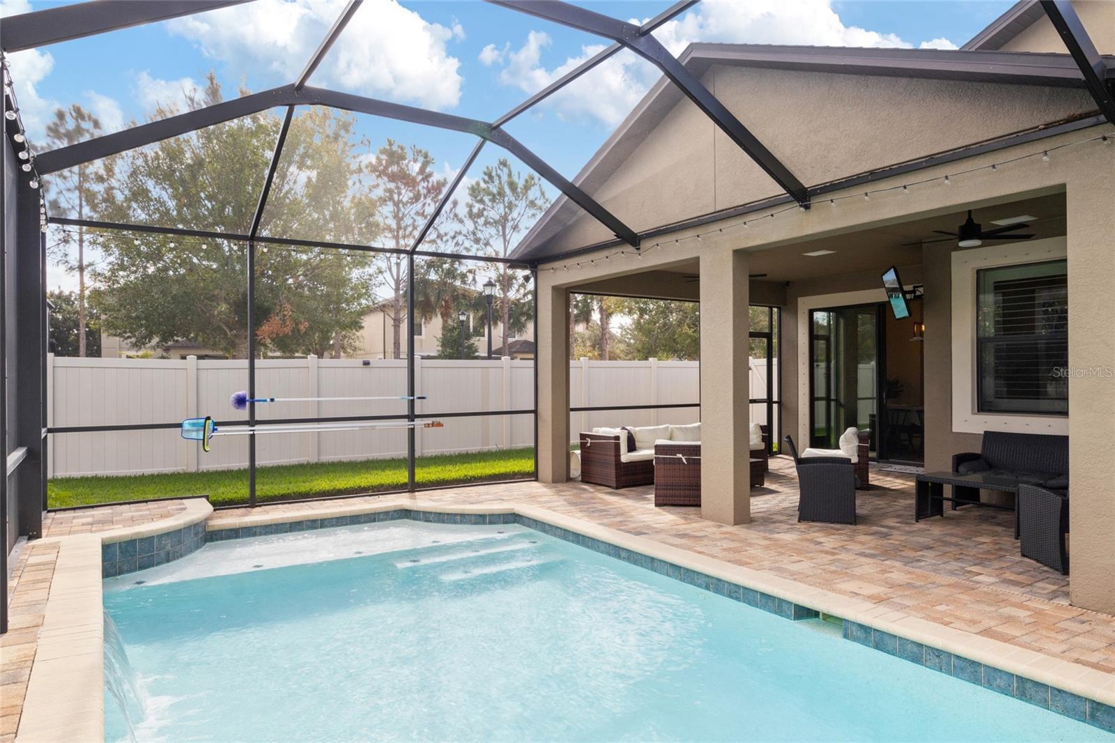 Image 25 of 32 For 11528 Palmetto Pine Street