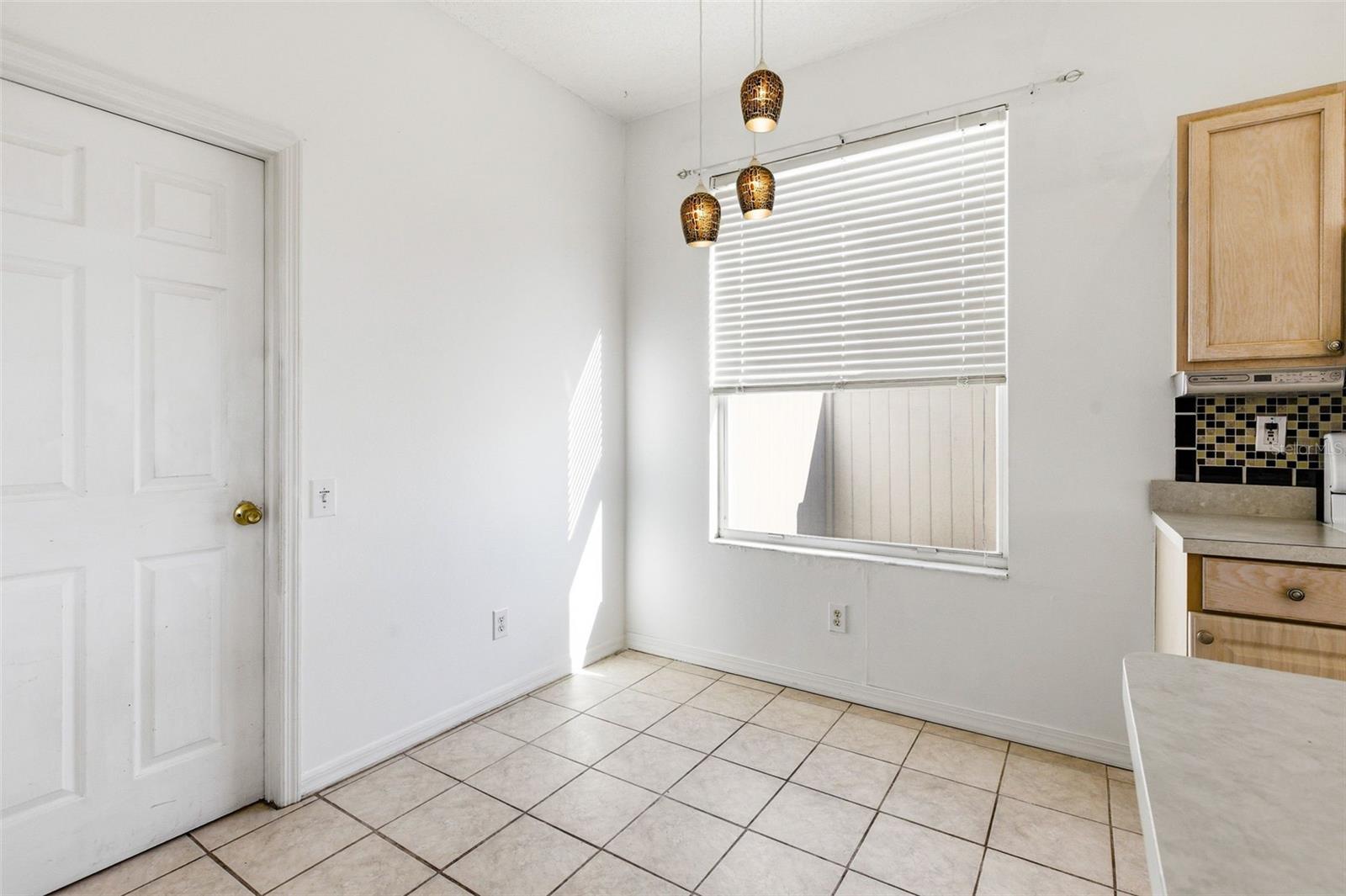 Image 12 of 44 For 5512 47th Court E