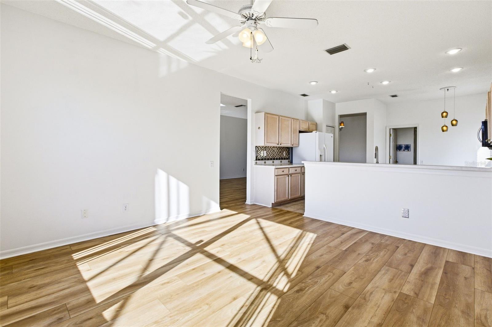 Image 15 of 44 For 5512 47th Court E