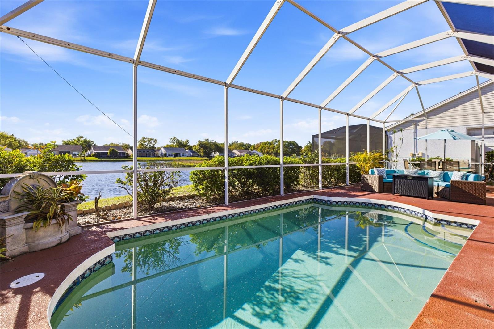 Image 2 of 44 For 5512 47th Court E