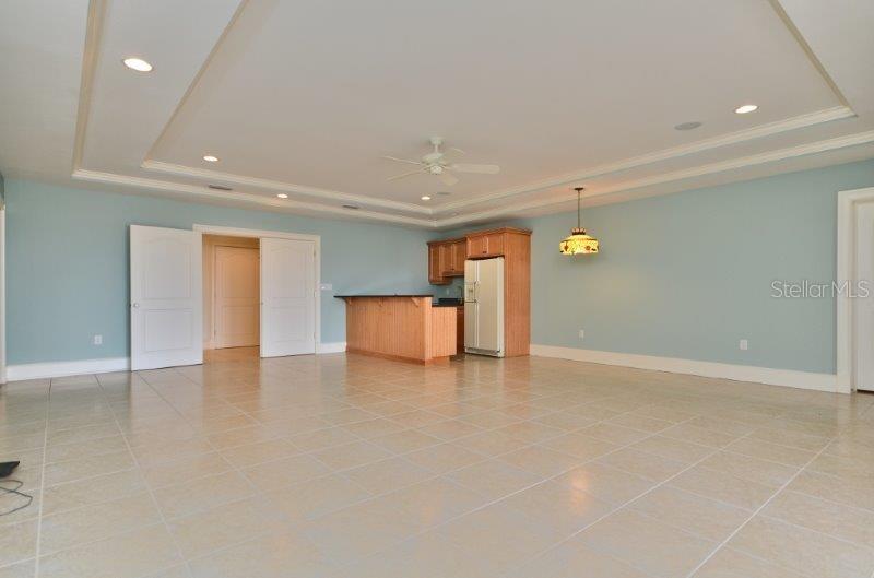 Listing photo id 15 for 220 Gulf Boulevard 8