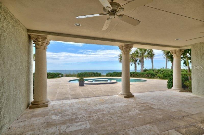 Listing photo id 19 for 220 Gulf Boulevard 8