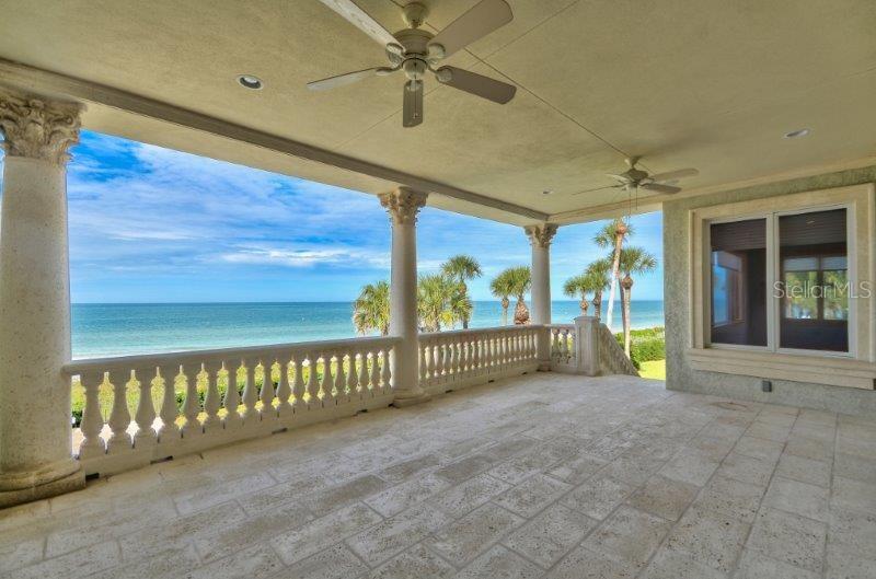 Listing photo id 20 for 220 Gulf Boulevard 8