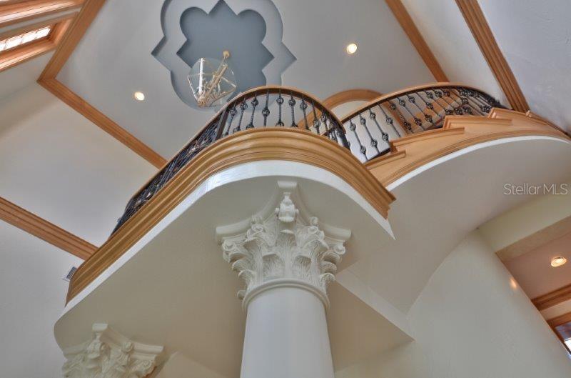 Listing photo id 4 for 220 Gulf Boulevard 8