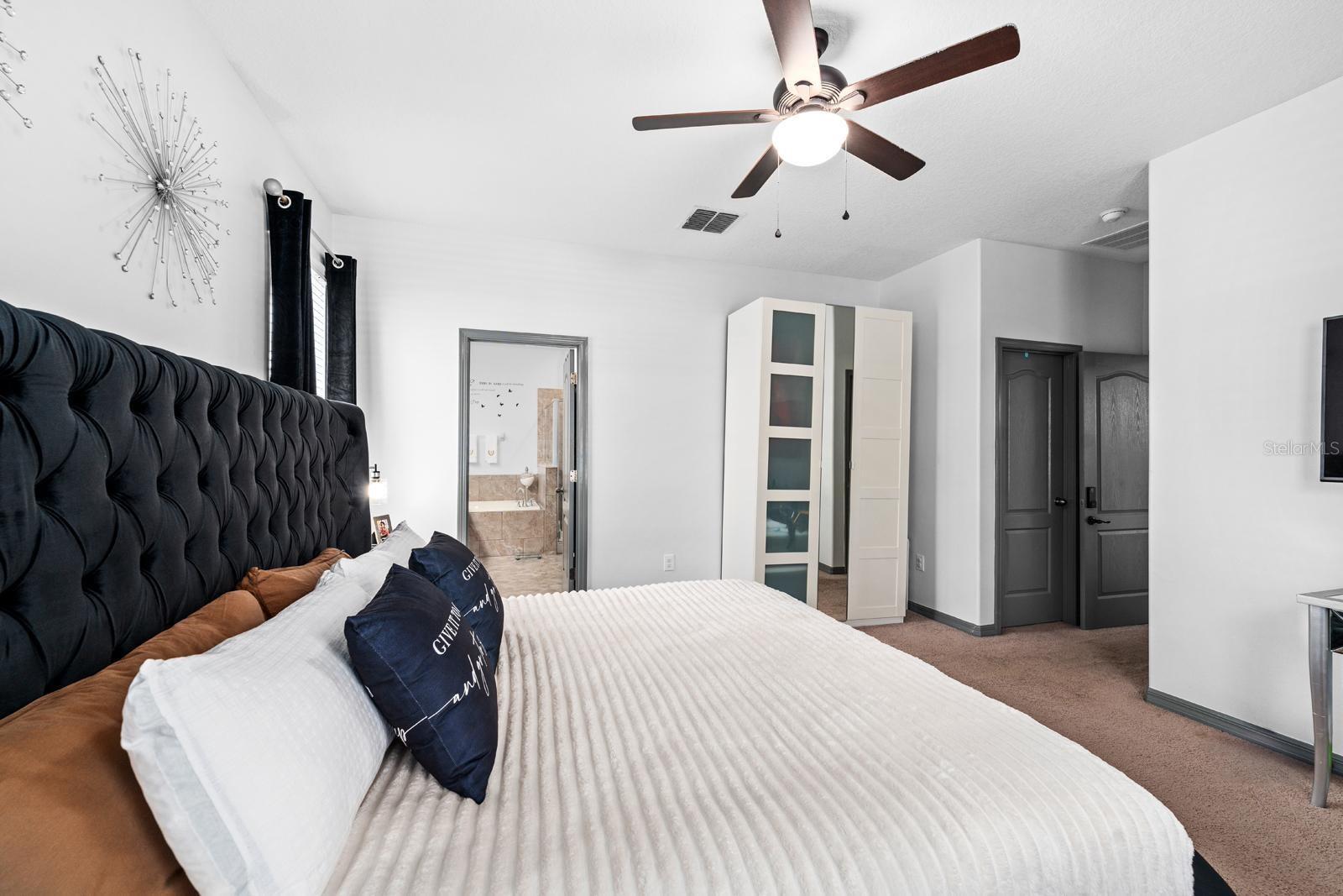 Image 22 of 35 For 13230 Wellington Hills Drive