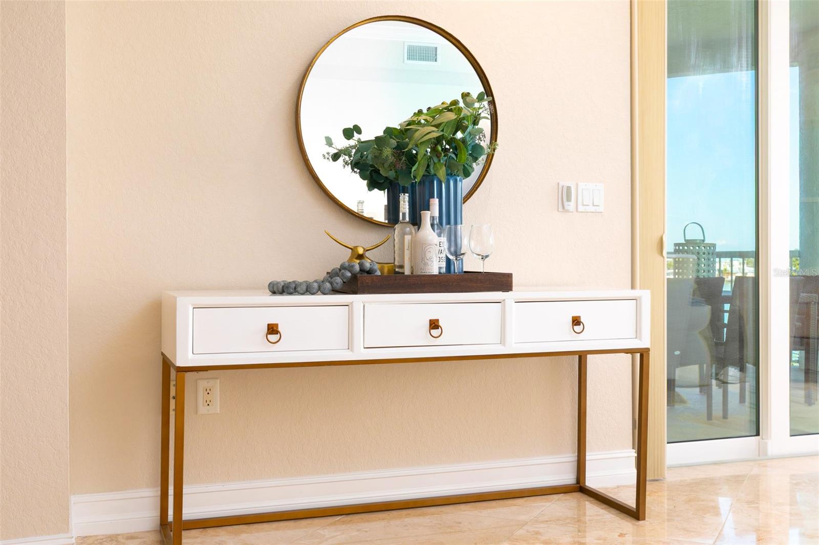 Image 12 of 82 For 220 108th Avenue 304