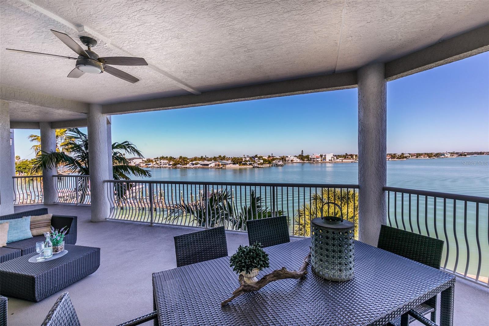 Image 15 of 82 For 220 108th Avenue 304