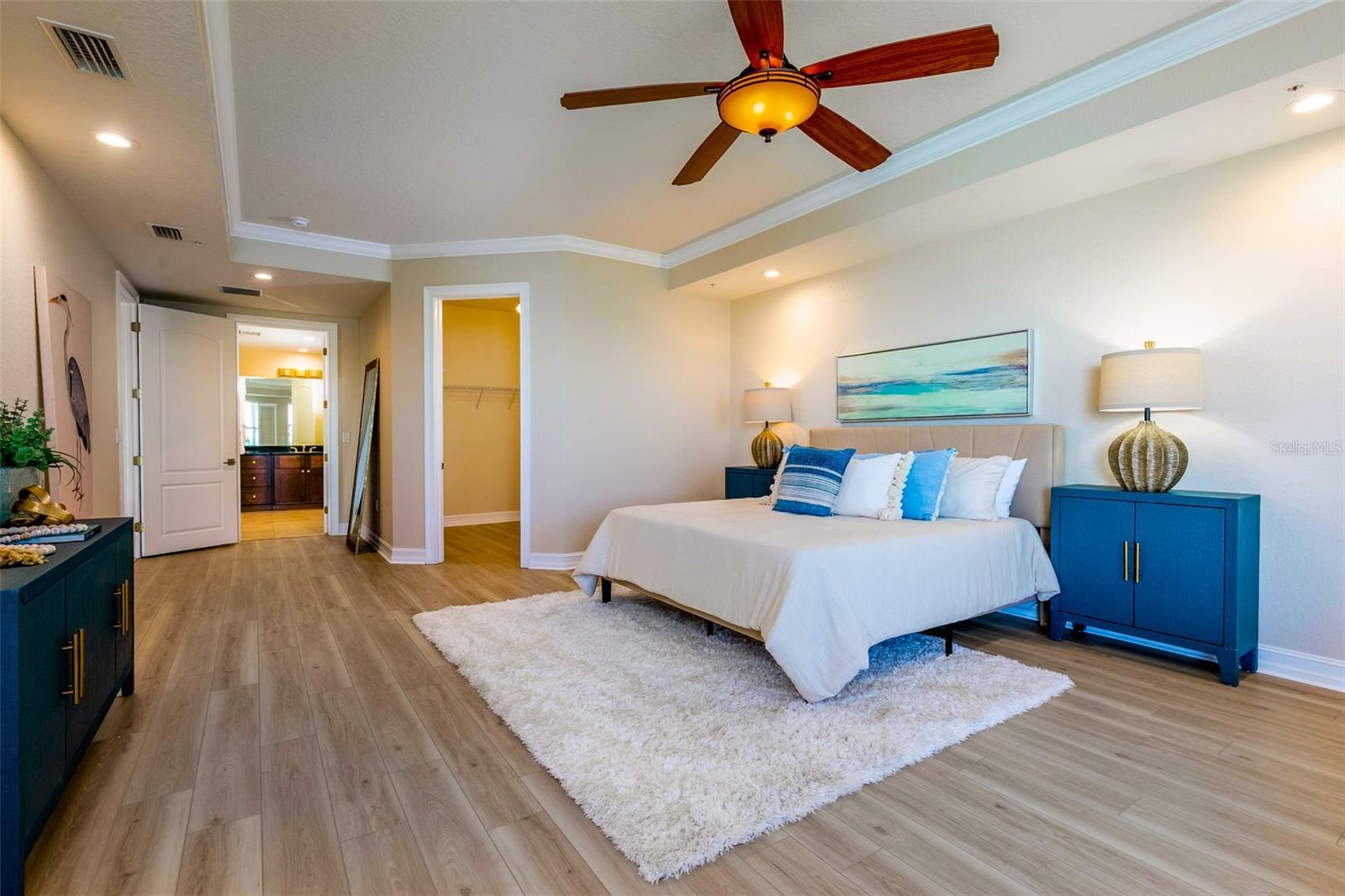 Image 37 of 82 For 220 108th Avenue 304