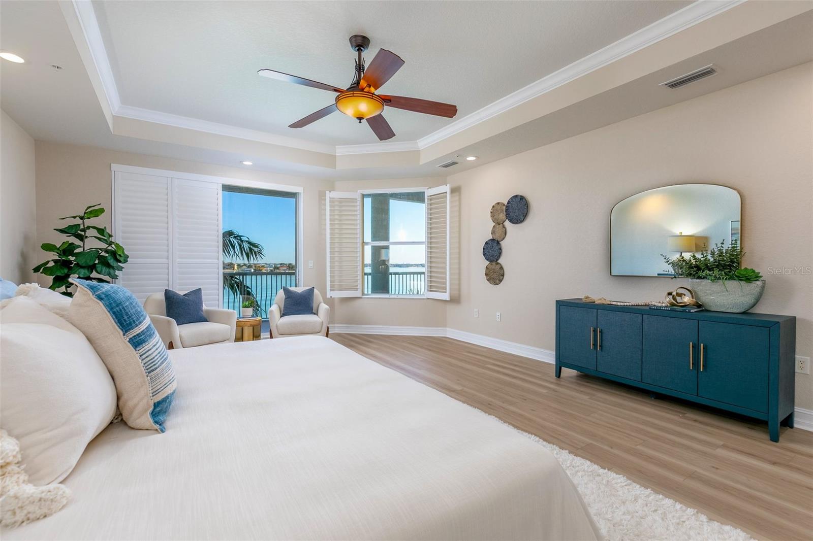 Image 38 of 82 For 220 108th Avenue 304