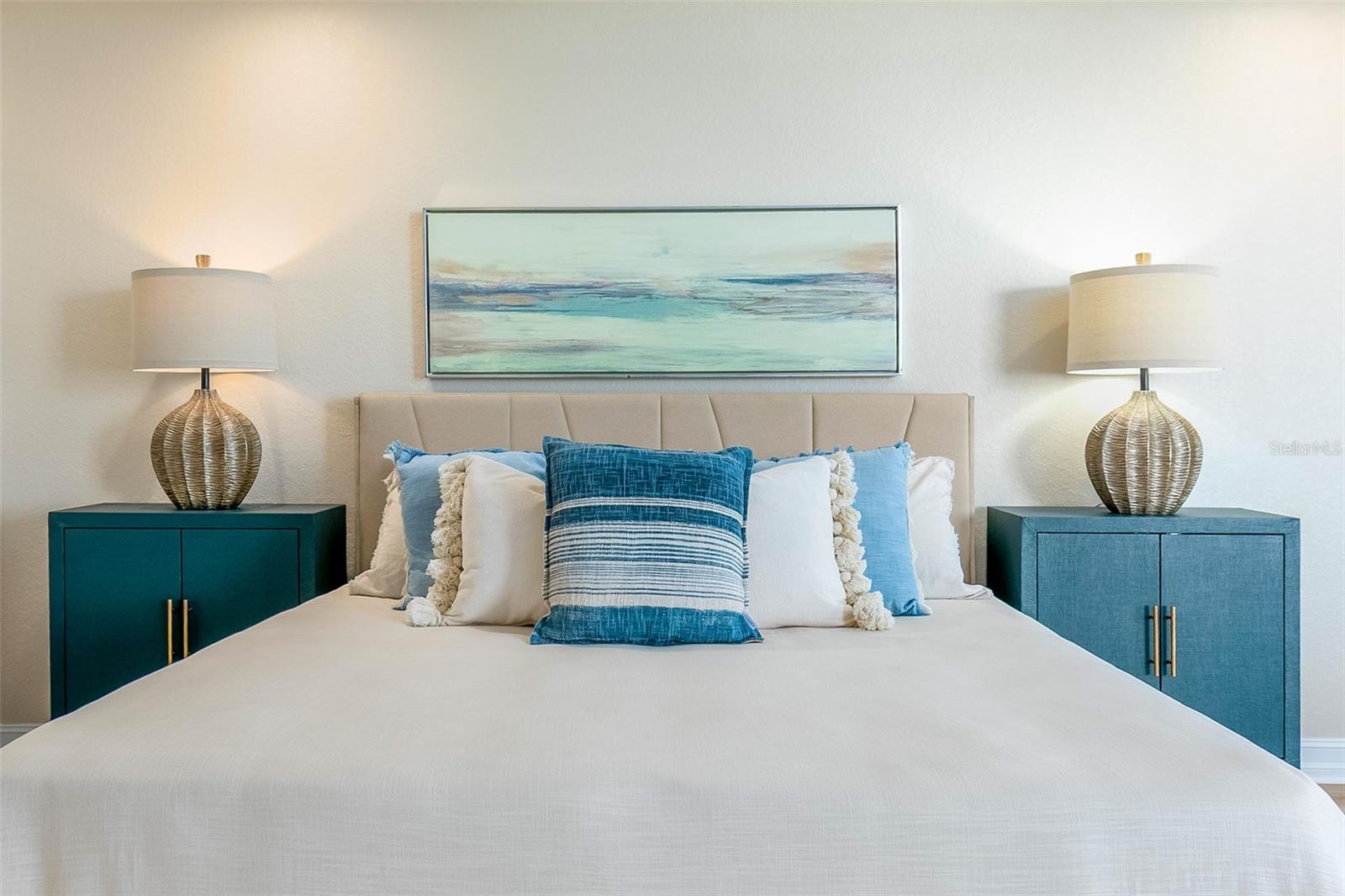 Image 39 of 82 For 220 108th Avenue 304