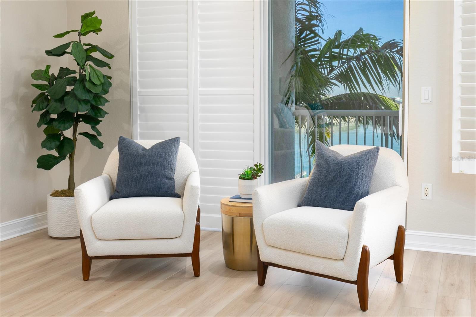 Image 40 of 82 For 220 108th Avenue 304