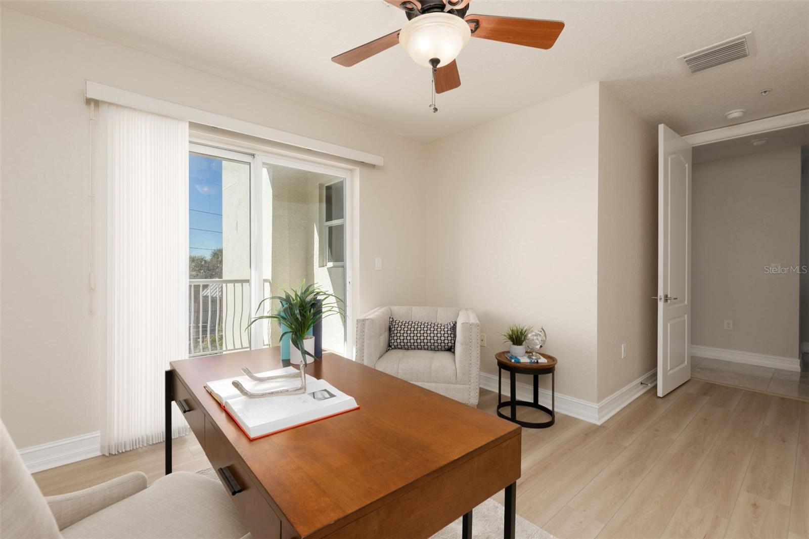 Image 50 of 82 For 220 108th Avenue 304