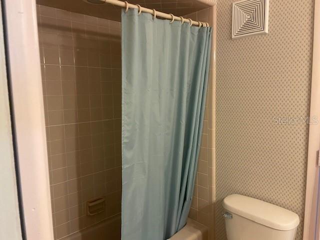 Image 16 of 29 For 6823 Greenbrier Drive