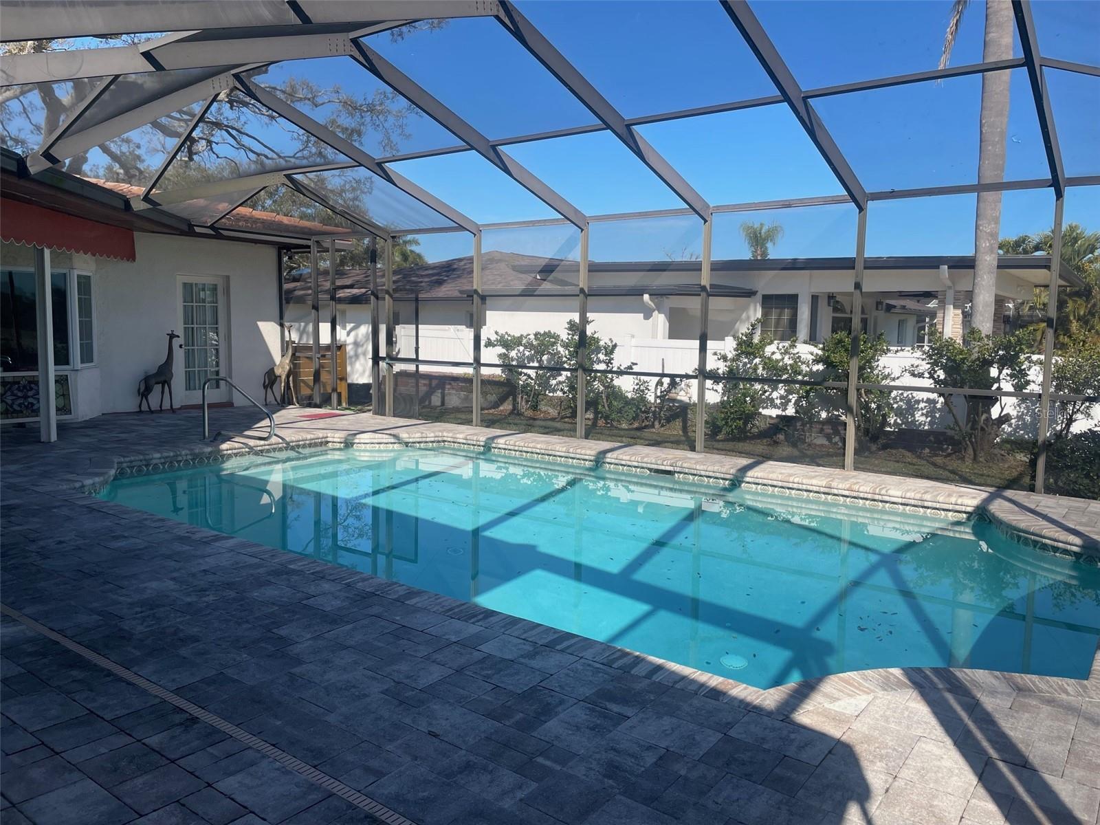 Image 25 of 29 For 6823 Greenbrier Drive