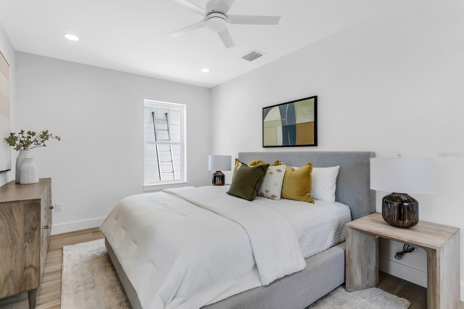 Image 20 of 32 For 2140 Chestnut Street