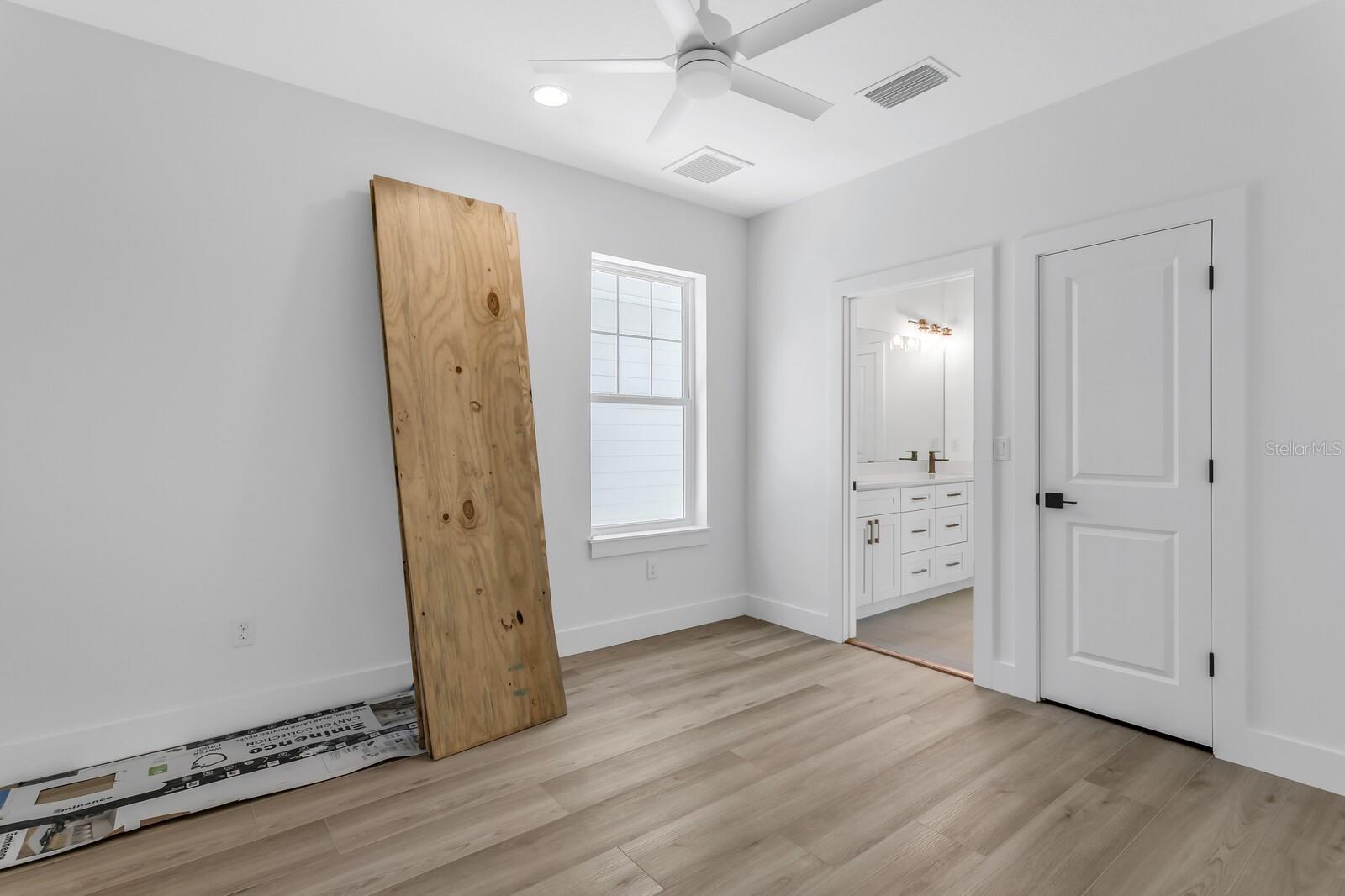 Image 27 of 32 For 2140 Chestnut Street