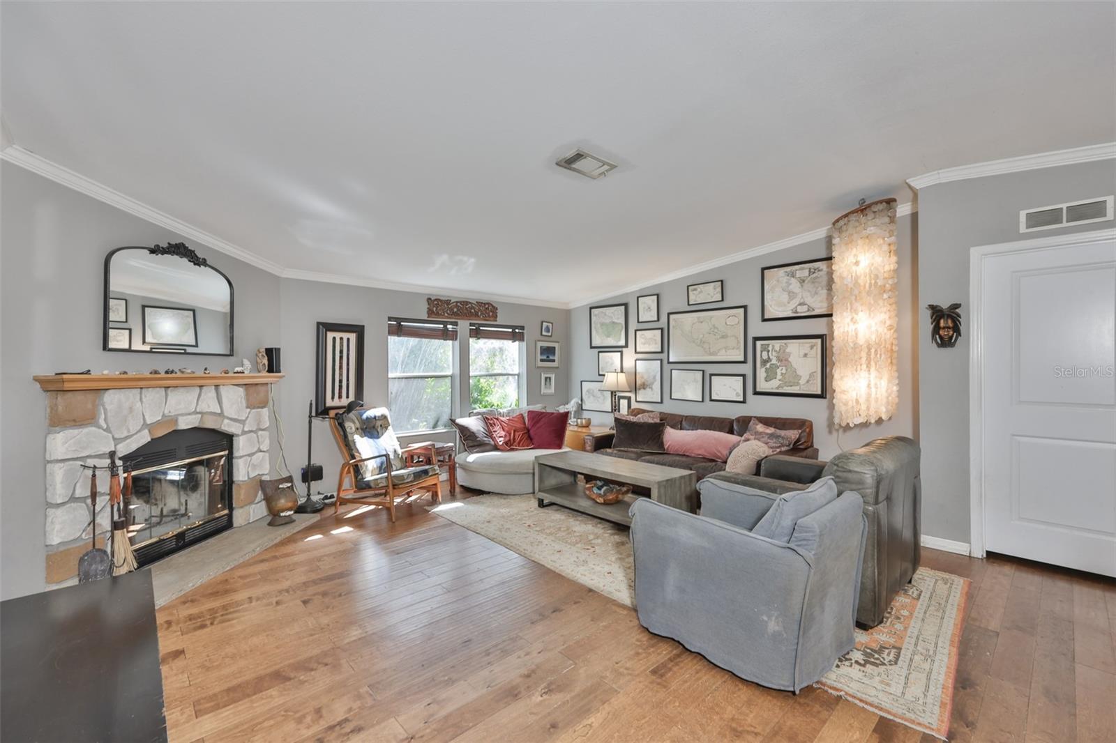 Image 14 of 94 For 20112 Hobbs Road