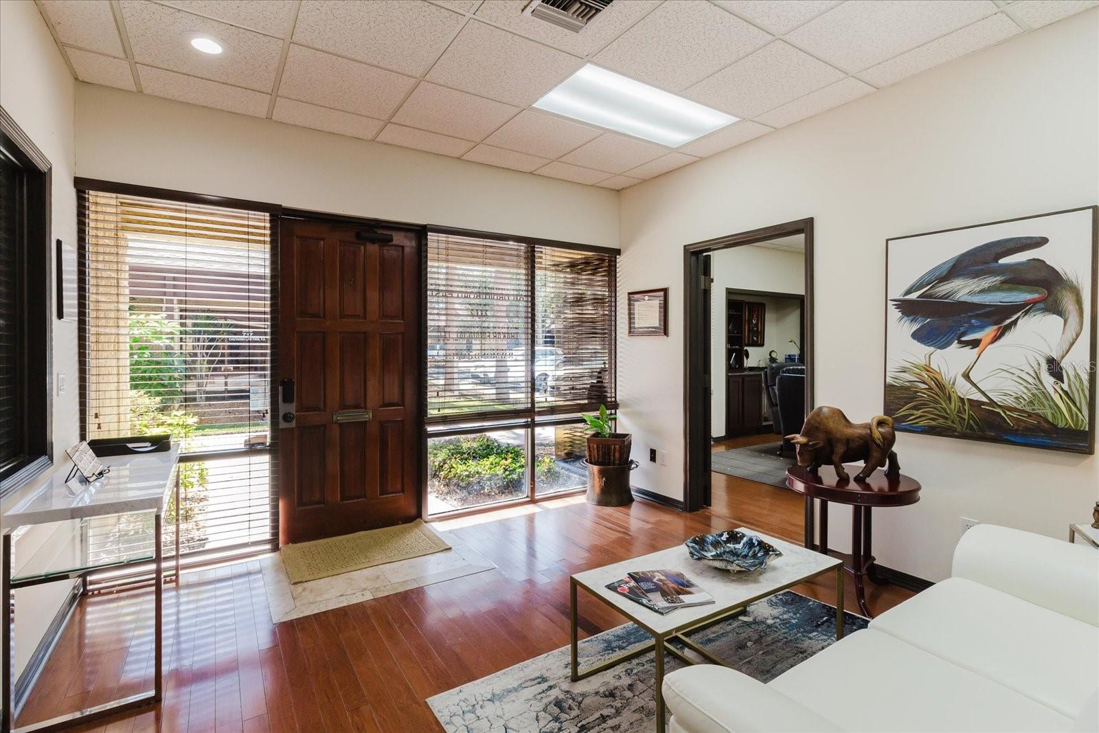 Image 3 of 44 For 611 Druid Road E 707 & 708