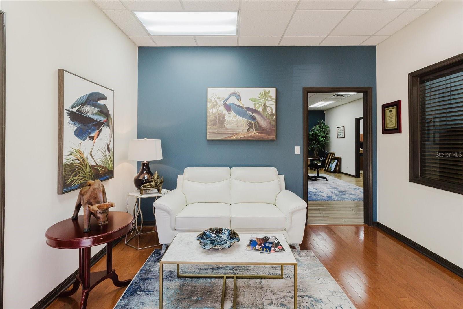 Image 8 of 44 For 611 Druid Road E 707 & 708