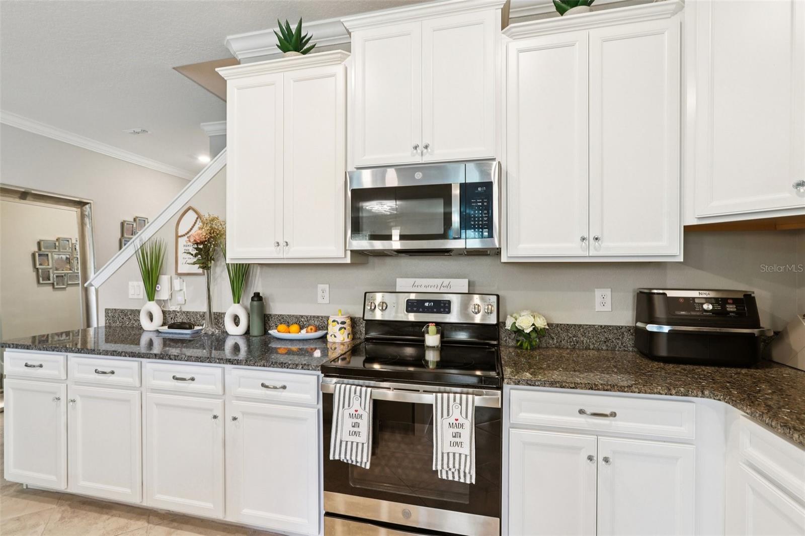 Image 12 of 35 For 1306 White Fox Run