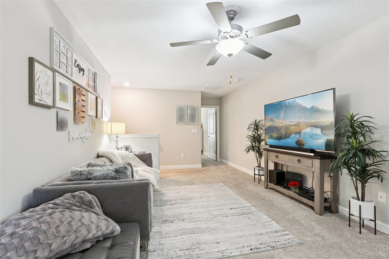 Image 17 of 35 For 1306 White Fox Run