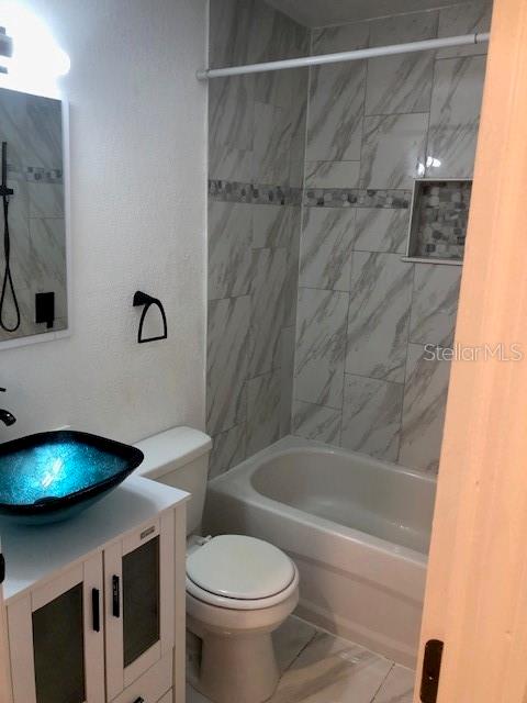 Image 15 of 21 For 1802 Comanche Avenue