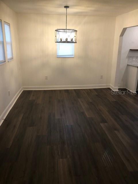 Image 5 of 21 For 1802 Comanche Avenue