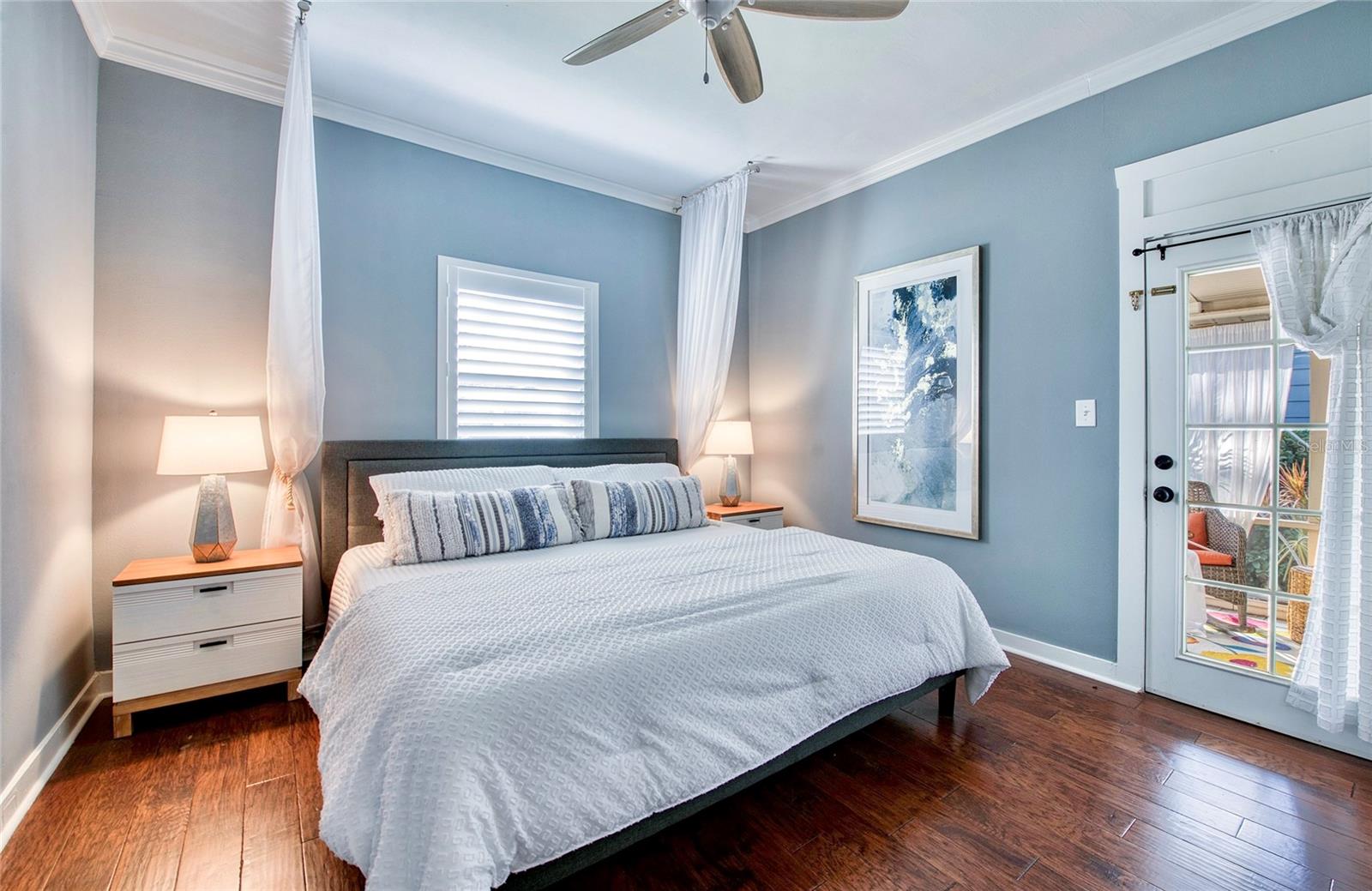 Image 12 of 58 For 209 35th Avenue N