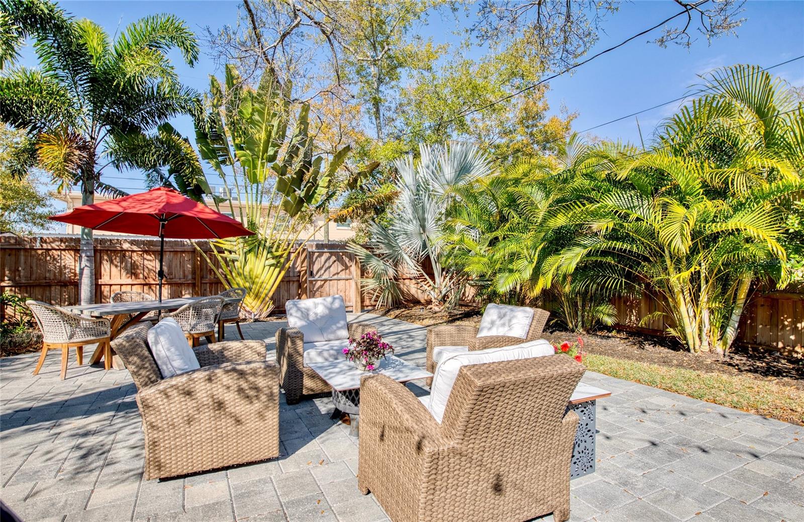 Image 34 of 58 For 209 35th Avenue N