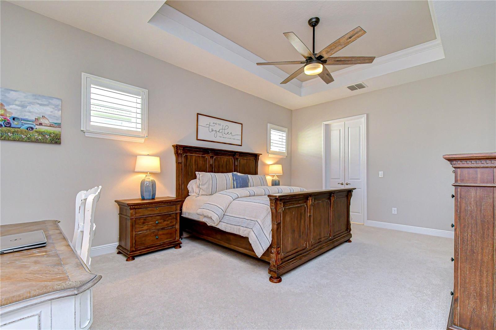 Listing photo id 14 for 6005 Sparrowhead Way