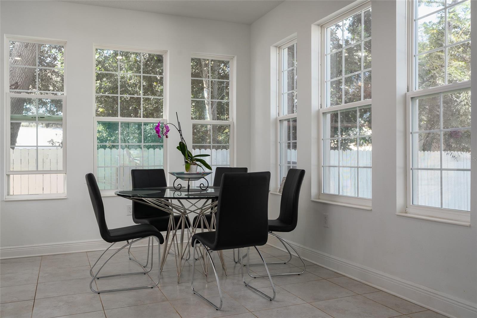 Image 16 of 36 For 4111 4th Avenue N