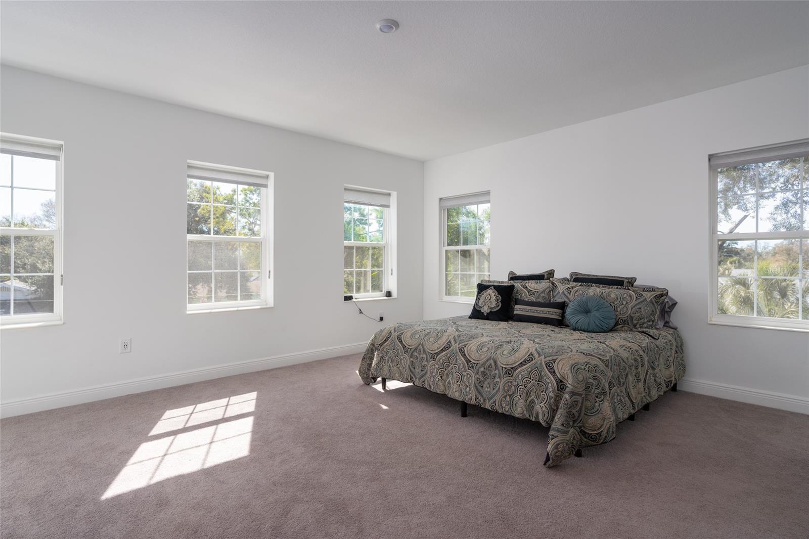 Image 23 of 36 For 4111 4th Avenue N