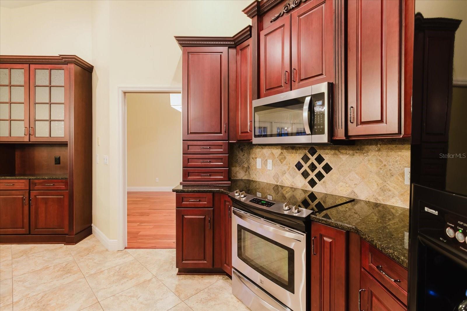 Image 17 of 71 For 5617 Fieldspring Avenue