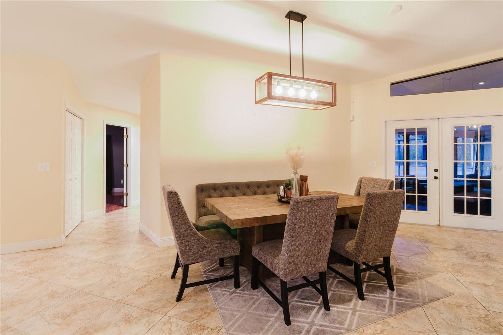 Image 24 of 71 For 5617 Fieldspring Avenue