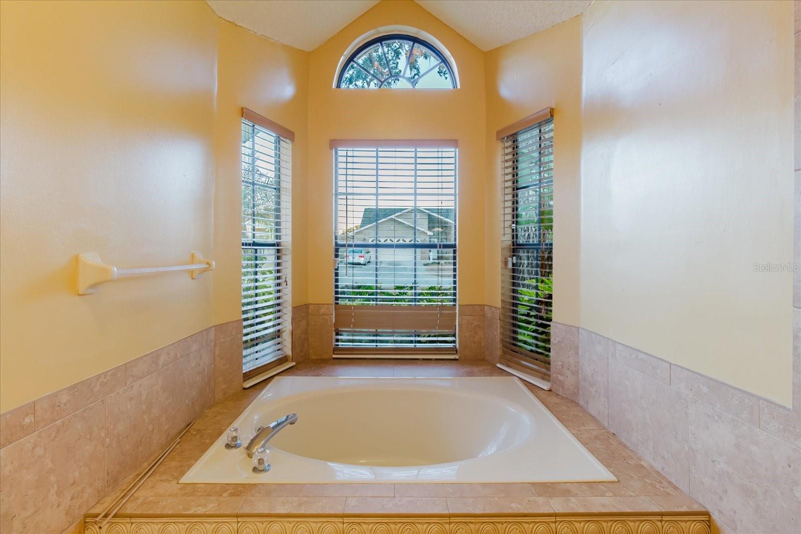 Image 39 of 71 For 5617 Fieldspring Avenue