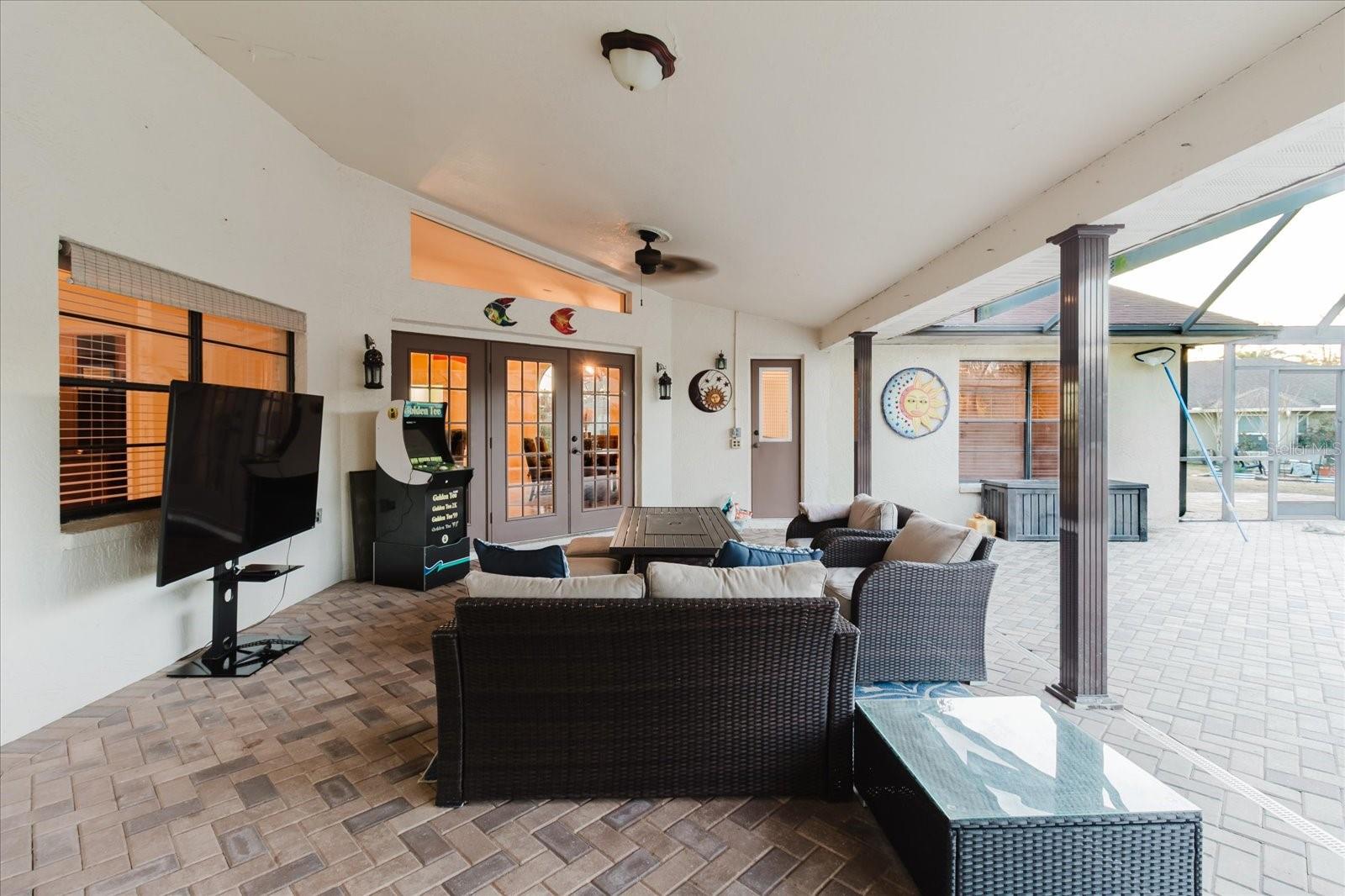 Image 53 of 71 For 5617 Fieldspring Avenue